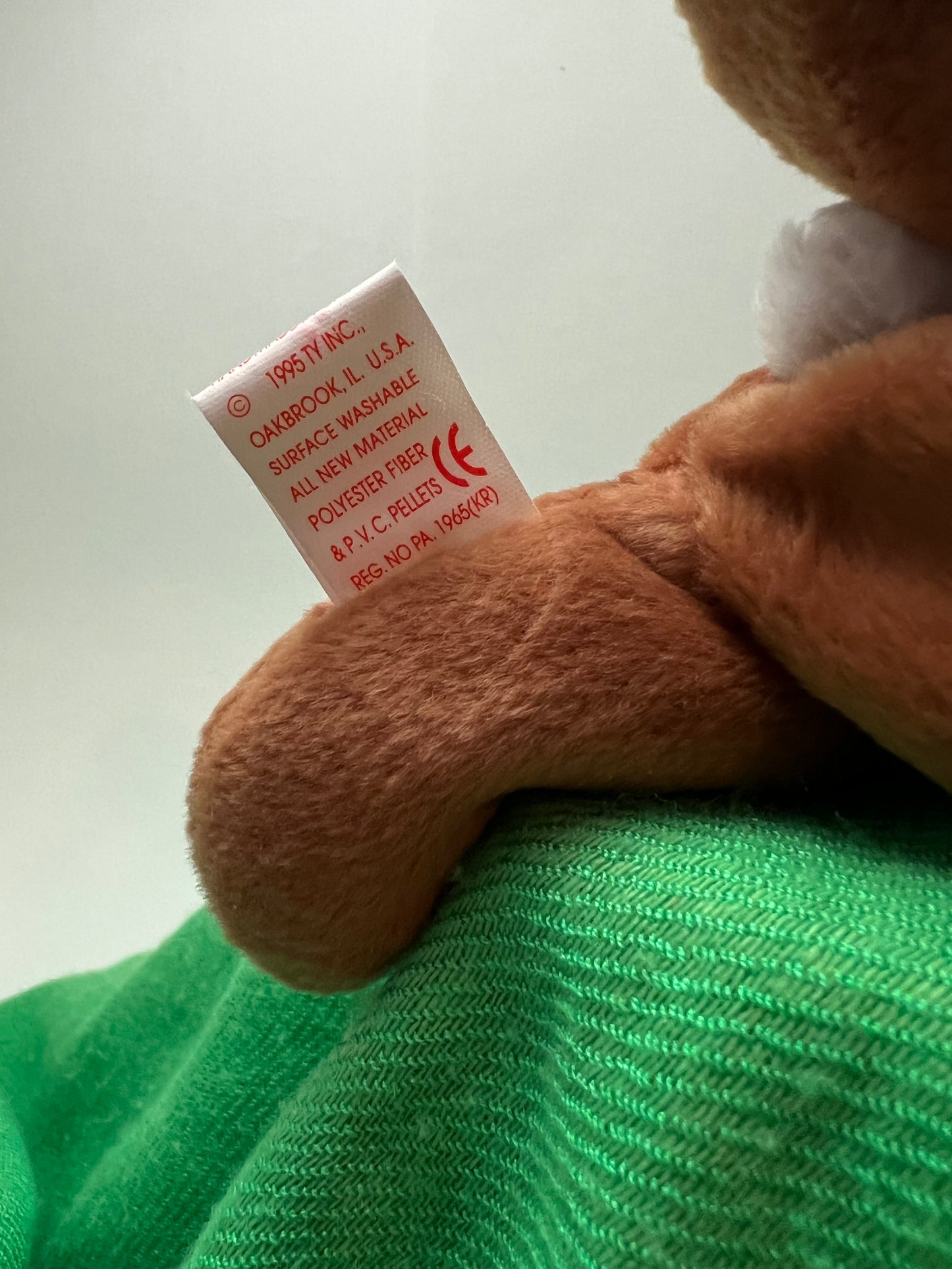 TY Beanie Baby EARS the Bunny Rabbit PVC 1995 RARE w/ Tag Errors Retired